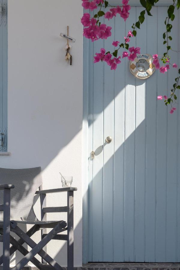 Κalamitsi Rooms & Apartments Kímolos Eksteriør bilde