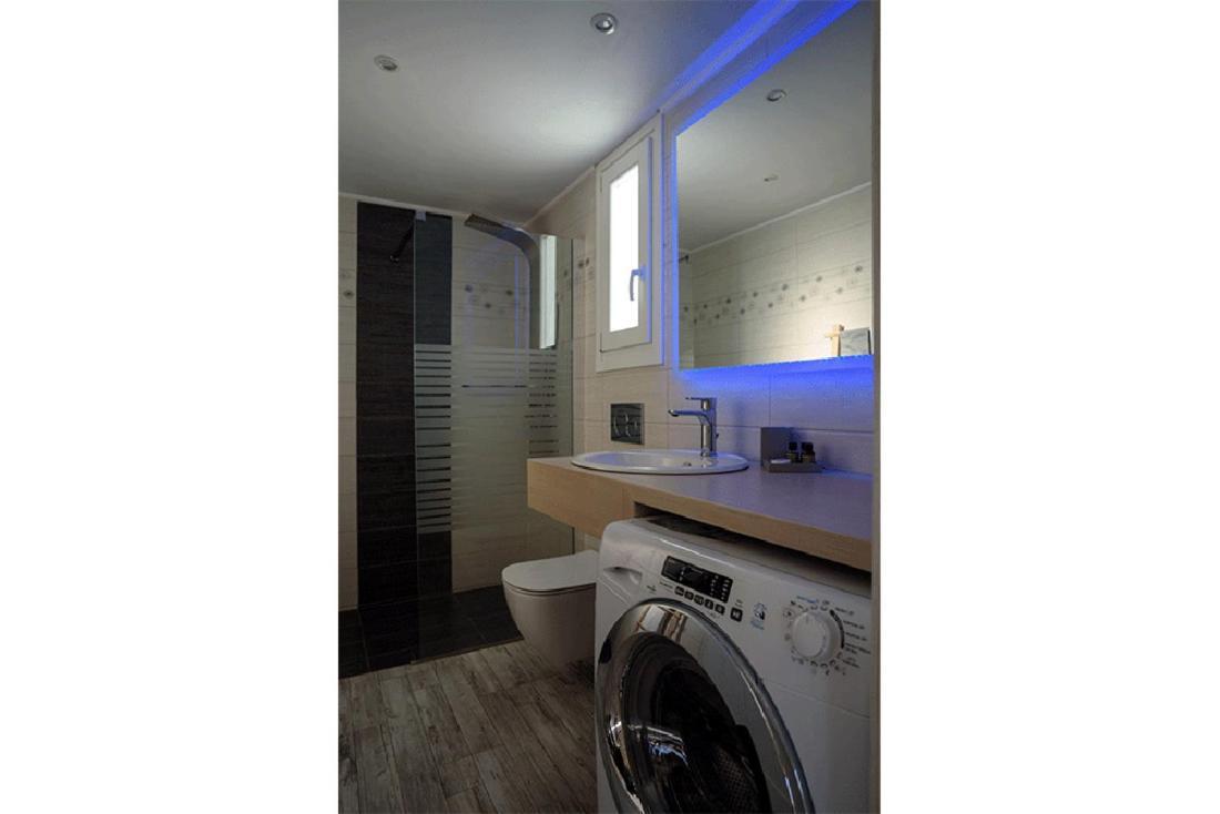 Κalamitsi Rooms & Apartments Kímolos Eksteriør bilde